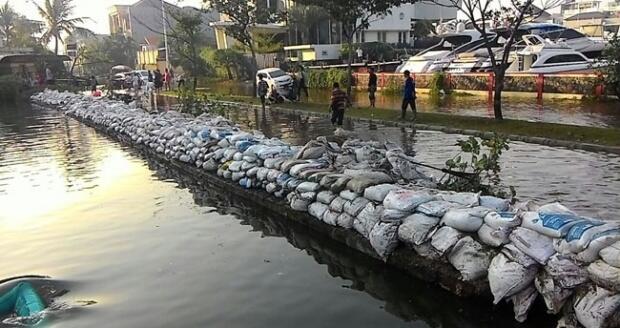 Dermaga Pribadi di Perumahan Pantai Mutiara, Ini Kata Ahok