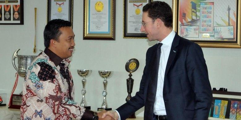 Nagih, Abdoulla Boulsien (Direktur Grand Prix Manor) Datang Langsung