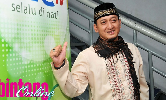 Ustadz Zacky Mirza Gugat Cerai Istri