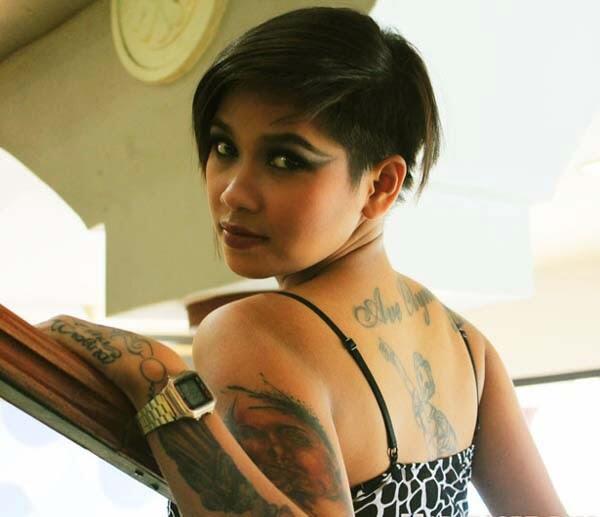 Tatto : Perkembangan Emansipasi Wanita