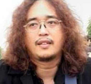 Begini Poster Resmi " WARKOP REBORN"