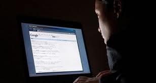 JANGAN .mendiagnosis penyakit dari internet Gan.