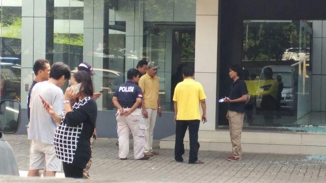 Showroom Lamborghini TB Simatupang Ditembaki Orang tak Dikenal