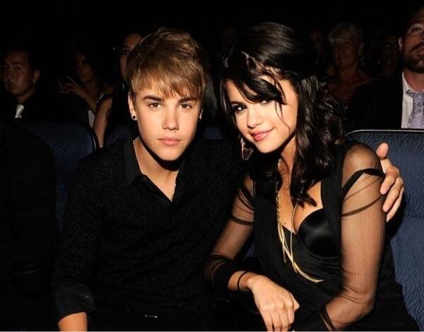 Pacari Selena Gomez, Neymar Takut Justin Bieber!