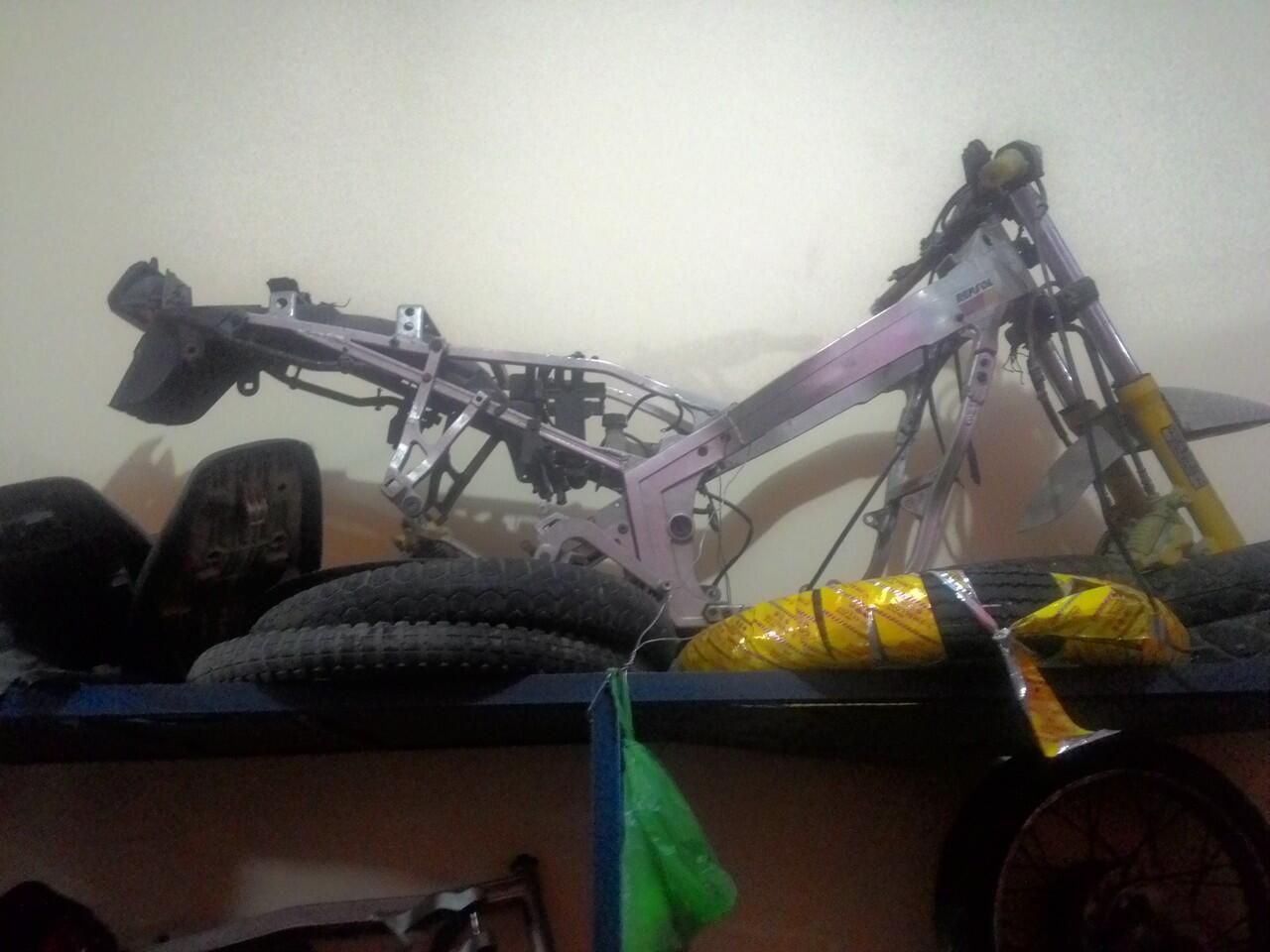 (TOKEKBULU) Jual BU GSXR 400 HARGA MURAH!