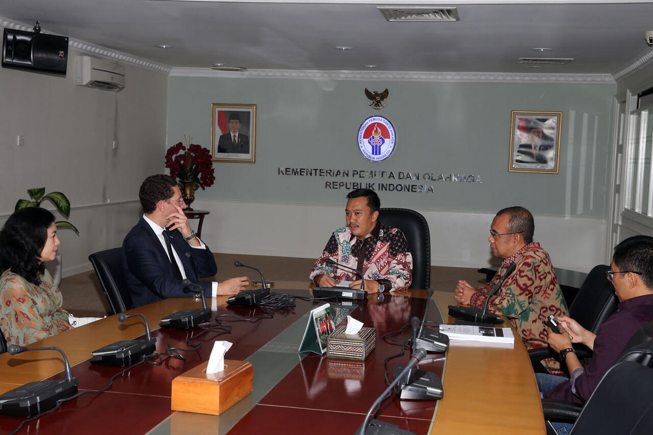 Managing Director Tim Manor Ingin Sponsor Indonesia Tidak Lelah Dukung Rio Haryanto