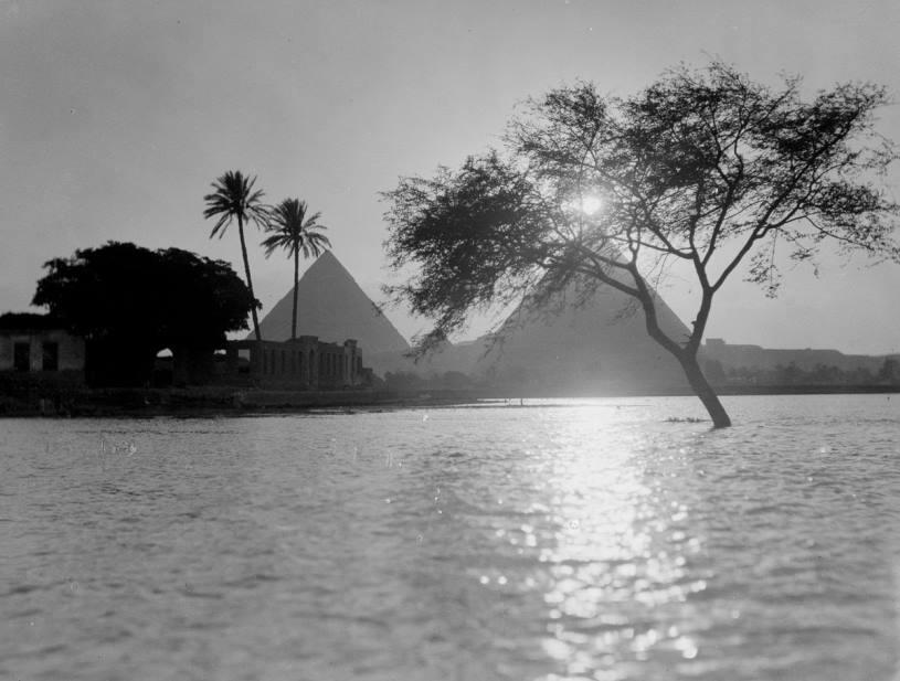 Kota Kuno Kairo yang perjalanannya tersirat dalam photo tua tahun 1900-1936