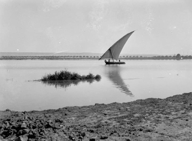 Kota Kuno Kairo yang perjalanannya tersirat dalam photo tua tahun 1900-1936