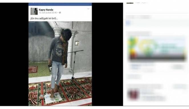 Pemuda yang menginjak Al Quran di FB akhirnya diamankan polisi.