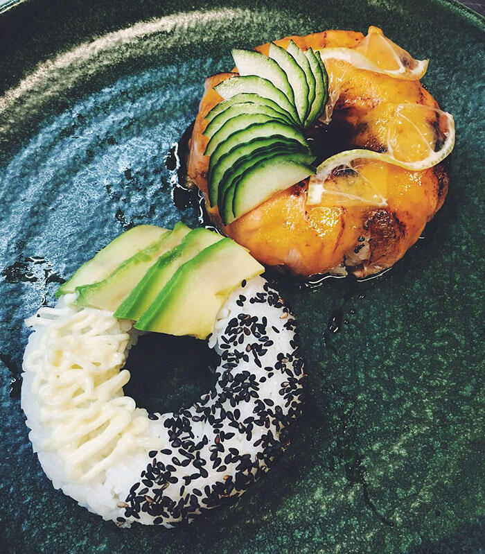 Agan Suka Sushi? Udah Pernah Denger Sushi Donuts?