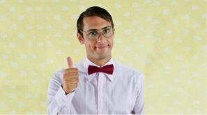 Kelebihan Cowok Geek Dibanding Cowok Badboy