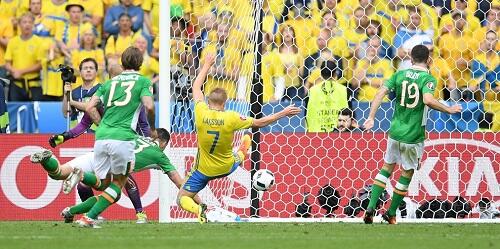 Laga Saling Bunuh Belgia dan Republik Irlandia