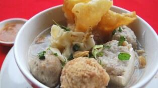 &#91; GATSUONE INFO &#93; Awas Ngiler! 15 Makanan Ini Nikmat Banget Dimakan Saat Hujan Gan!