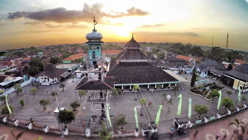 Masjid-masjid Tertua di Indonesia