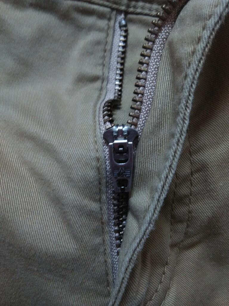 LP KHAKI CARGO ALPHA INDUSTRIES