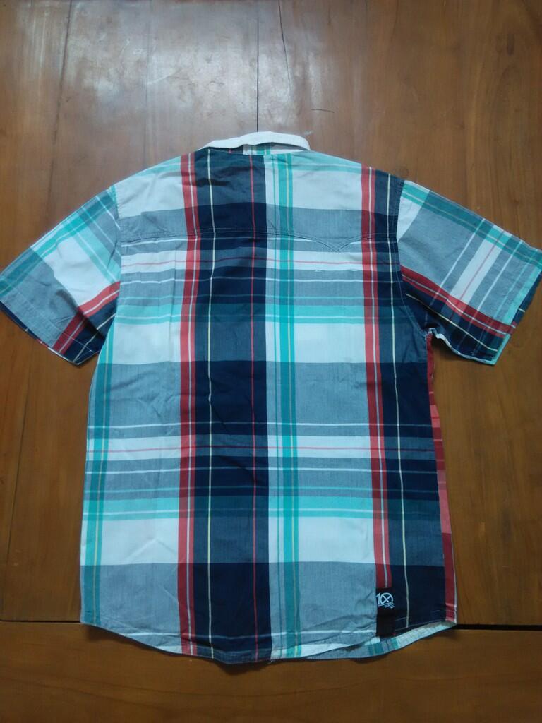 KEMEJA PENDEK BEN SHERMAN & 10DEEP