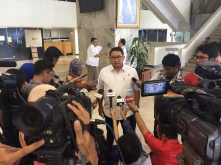 Fadli Zon: Pelat Nomor Ganjil Genap Tidak Efektif