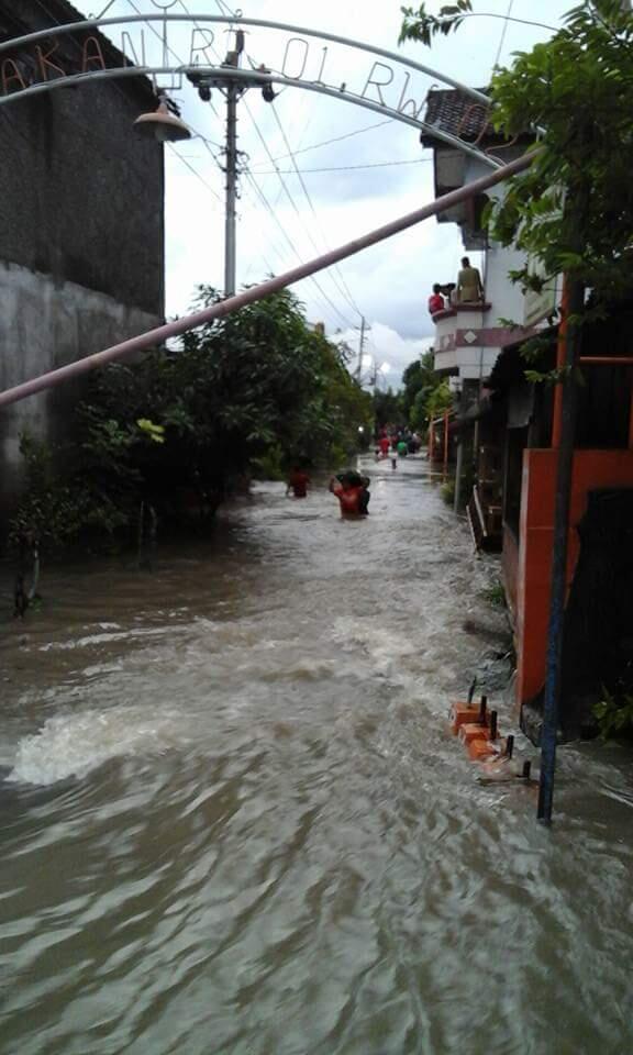 Solo Siaga Banjir Gan, Awas 