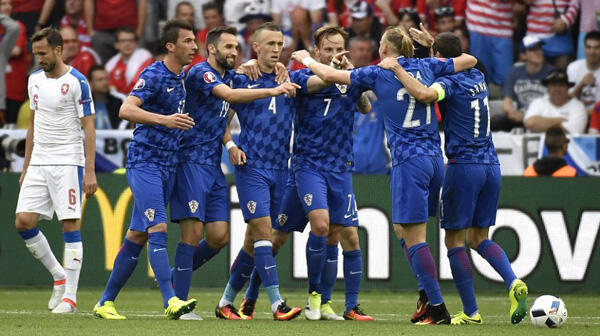 Siapa-siapa Sajakah Tim Kuda Hitam di EURO Cup 2016 Tahun Ini.?