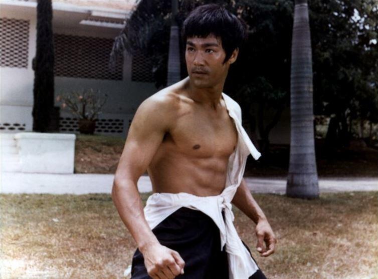 Best Asian Action Star (+PIC)