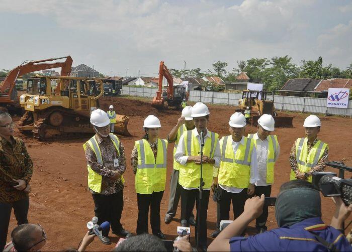 Mangkrak sejak 1997, Jokowi minta tol Bocimi selesai 2018