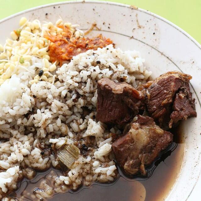 6 Rawon Paling ENAK di Jakarta Yang Harus Kamu Coba!