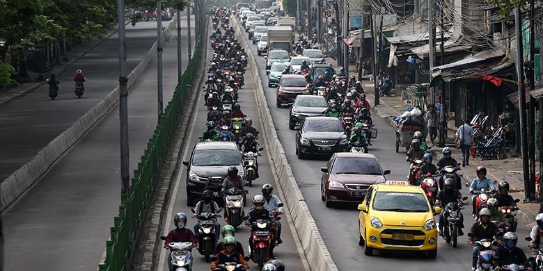 Ahok Diajak Tantang Warga Jakarta Berbuat Lebih Baik dari Dirinya