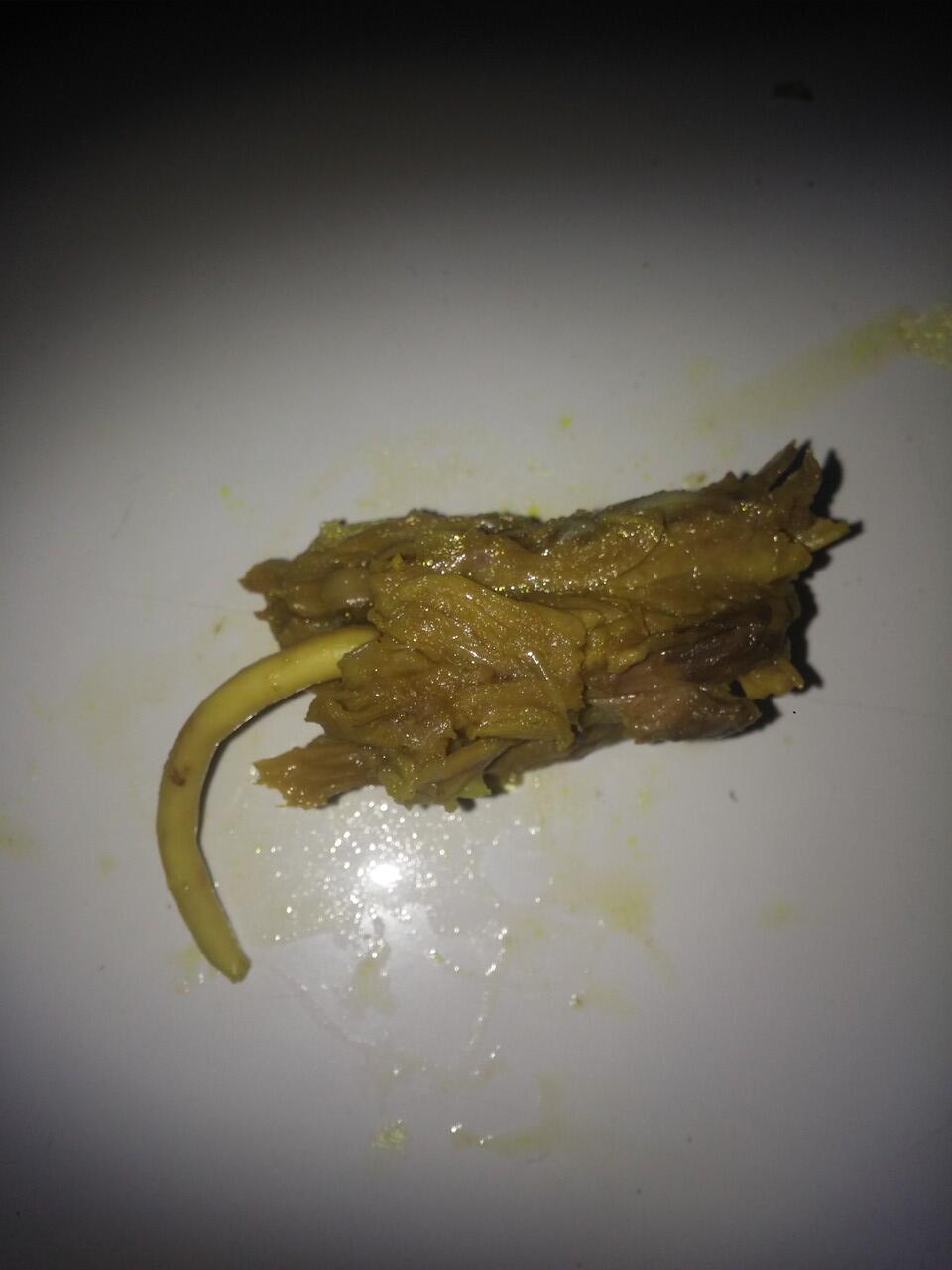 Ada daging agak aneh di Soto Ayam (daging ayam apa bukan ya ???)