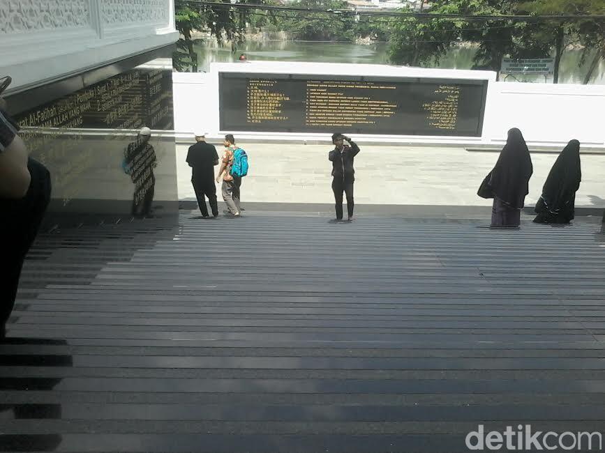 Melihat Masjid Cantik ala Taj Mahal di Sunter yang Dibangun Seorang Mualaf