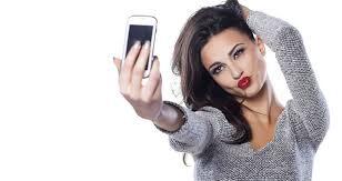 Fakta-Fakta Mencengangkan Seputar Selfie