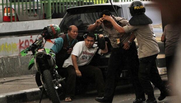 Unjuk Rasa Menentang Kehadiran Ahok, Satu Orang Ditangkap