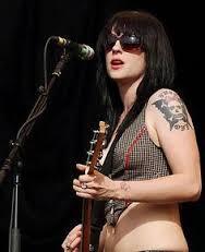 10 Musisi Wanita Hot Dalam Dunia Rock (++ Mulustrasi)