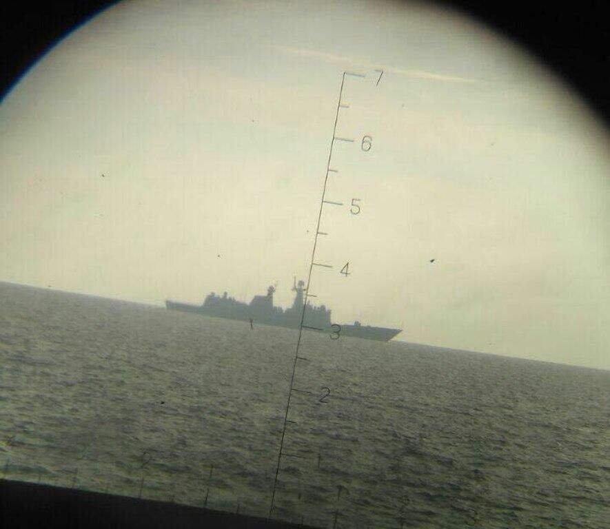 Kapal Perang & Kapal Selam Tiongkok Melintas di Selat Malaka