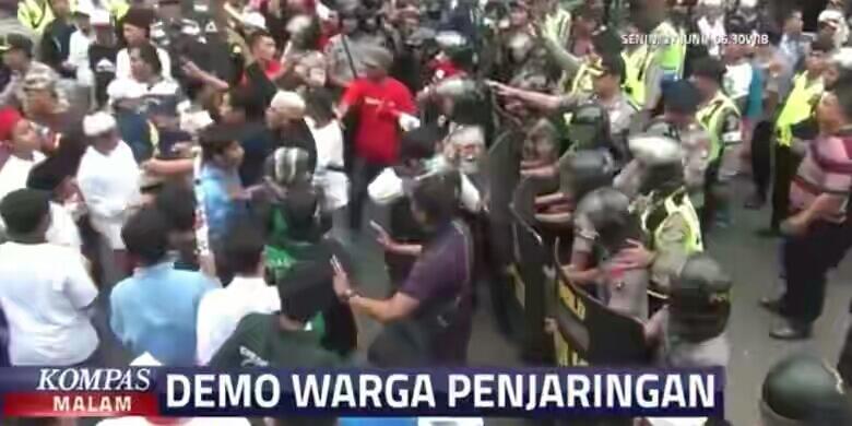 #Polisi Tangkap 3 Provokator Demo Ahok, Ternyata Pendemo di Bayar Rp. 100 ribu