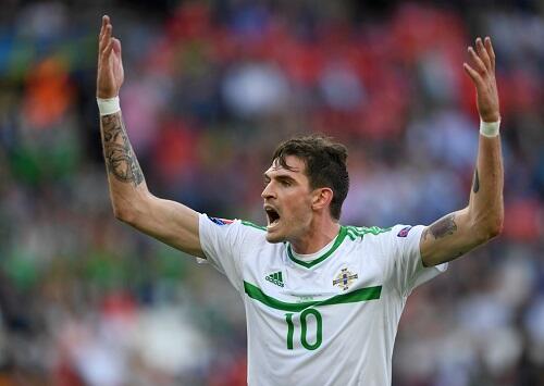 Gol Bunuh Diri Irlandia Utara Bawa Wales ke Perempat Final!