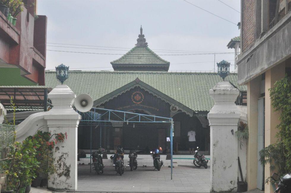 Masjid Pathok Nagara dulu dan kini