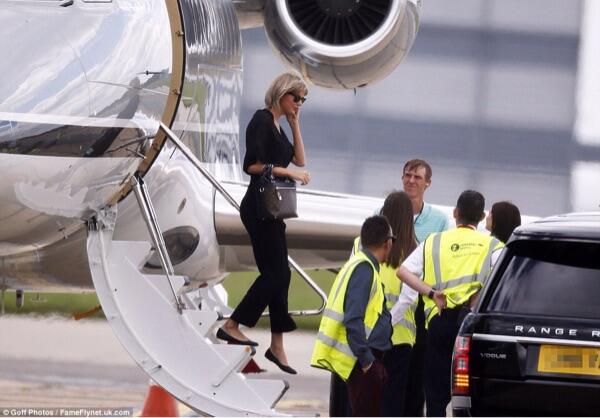 Ketemu Camer, Taylor Swift Terbang ke Inggris