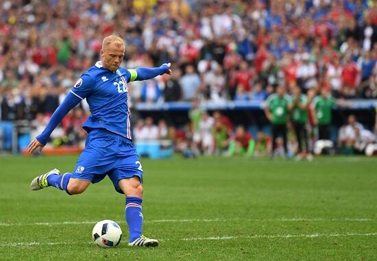 Doa Islandia Kontra Para Singa