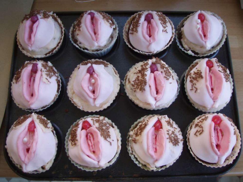 19 kue ini benuknya mirip dengan itu, kok bisa ya??(BB+)