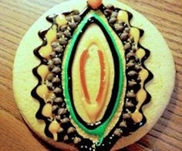19 kue ini benuknya mirip dengan itu, kok bisa ya??(BB+)