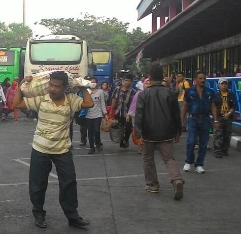 Tipe-tipe Tempat Penyimpanan Barang Bawaan Saat Mudik.