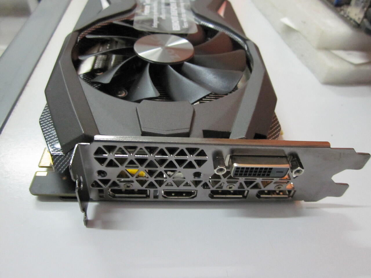 &#91;VGA&#93;&#91;UNBOXING&#93; ZOTAC GTX 1070 AMP! Edition