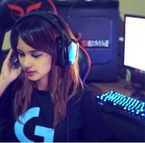 &#91;IGO INSIDE&#93; Cantiknya Gamer yang Satu Ini Gan! (++FOTO)