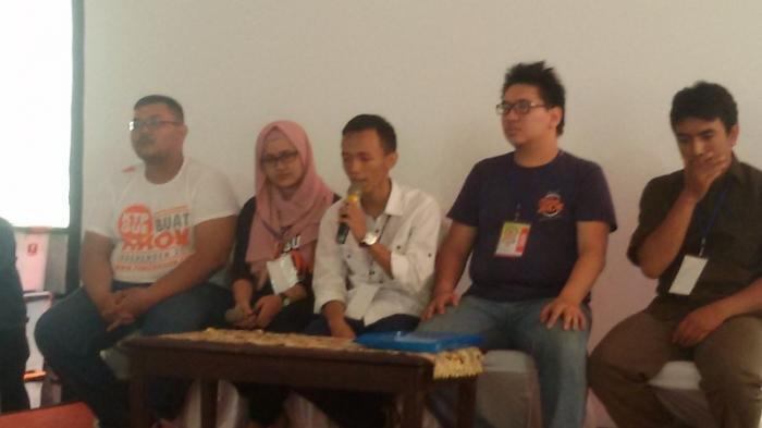 #Teman Ahok: Harusnya Adian Hadir, Jangan Cuma Bisa Nyinyir Saja