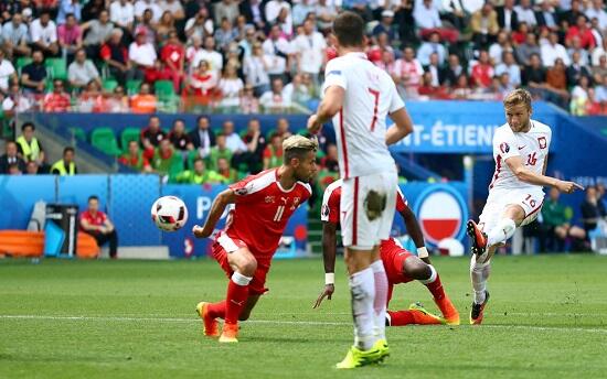 Siapa Lebih Unggul, Polandia Atau Portugal?
