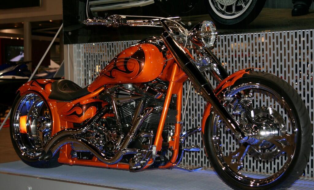 Daftar Sepeda Motor Yang Harganya Melampaui Harga mobil