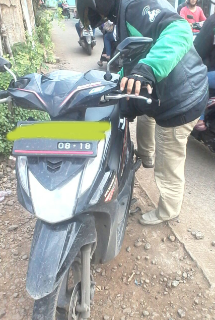 3X Naik GOJEK mogok ditengah jalan. Lakukan uji emisi kendaraan segera
