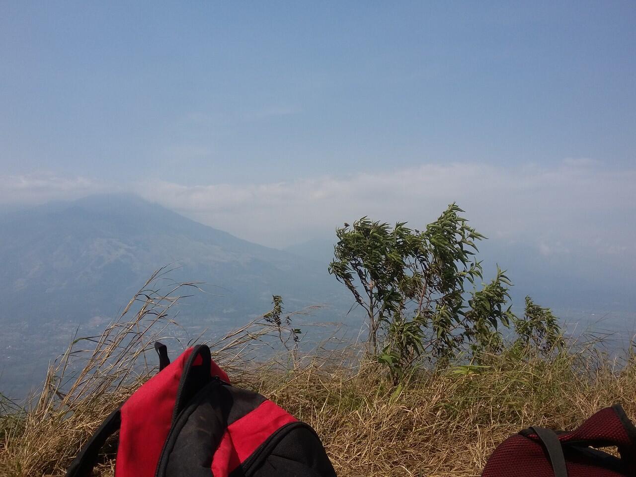 menapak debu pawitra