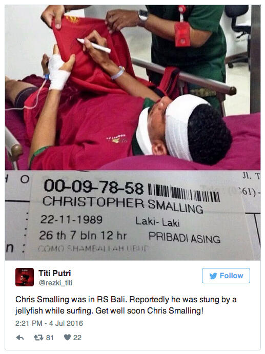 Smalling KO ama ubur-ubur di Bali gansss....