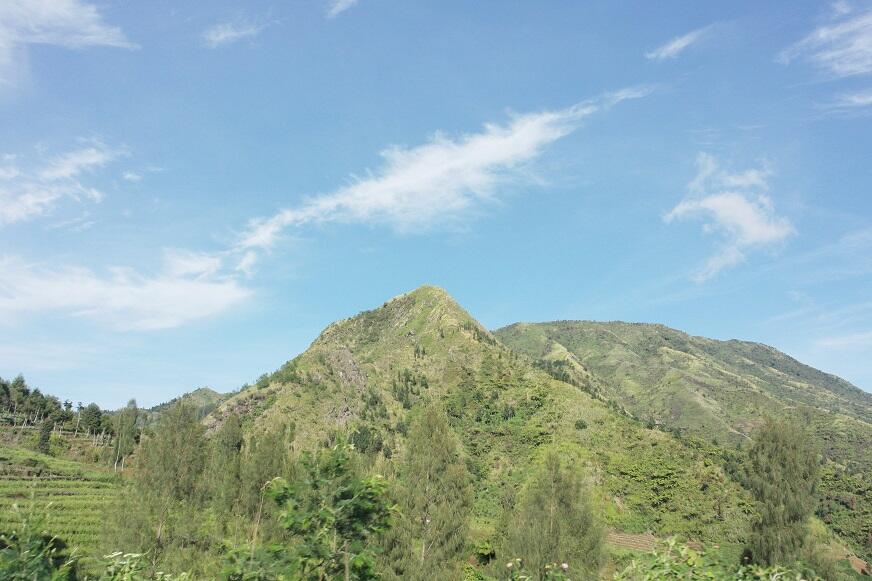 GUNUNG KENDIL (WISATA TERSEMBUNYI DI PERBATASAN TEMANGGUNG-WONOSOBO)